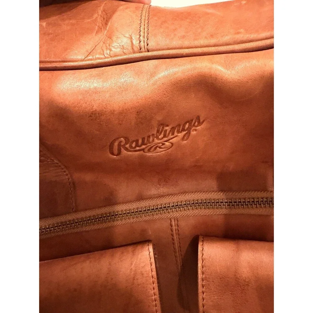 RAWLINGS RUGGED WHEELED LEATHER DUFFLE BAG TRAVEL ROLLING BAG Retails $799.99